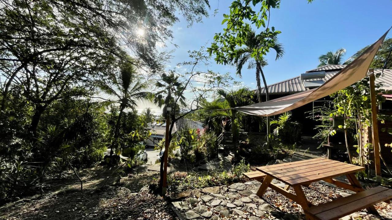 Location Gite Bungalow A 70M De La Plage Bouillante Exterior photo